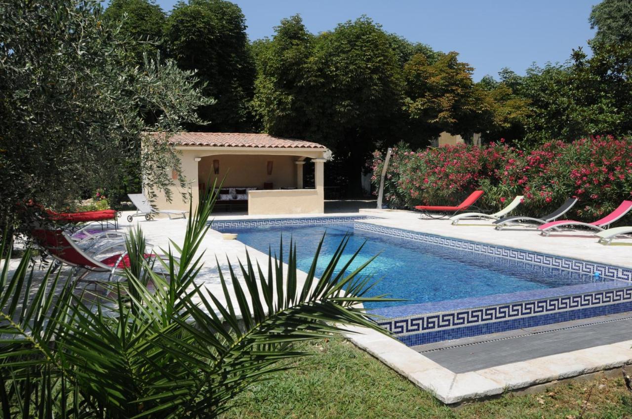Appartamento Bastide St Joseph Eyguières Esterno foto