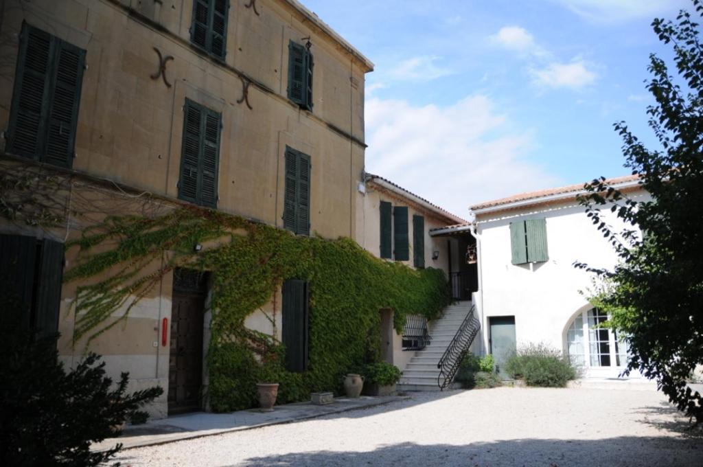 Appartamento Bastide St Joseph Eyguières Esterno foto