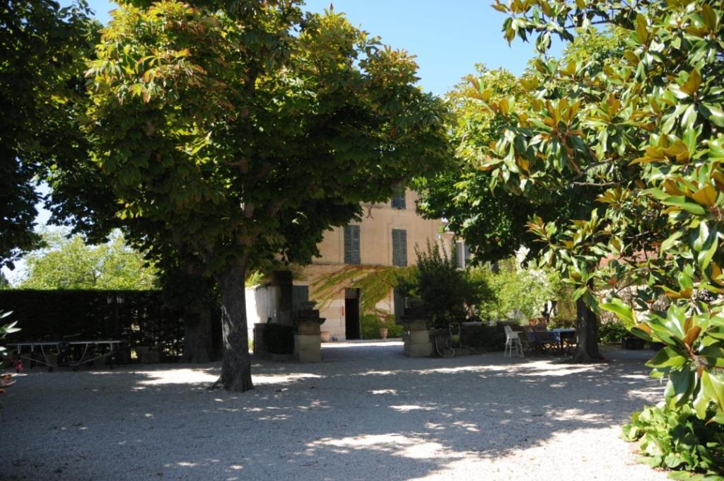 Appartamento Bastide St Joseph Eyguières Esterno foto